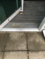 aluminium door reapir