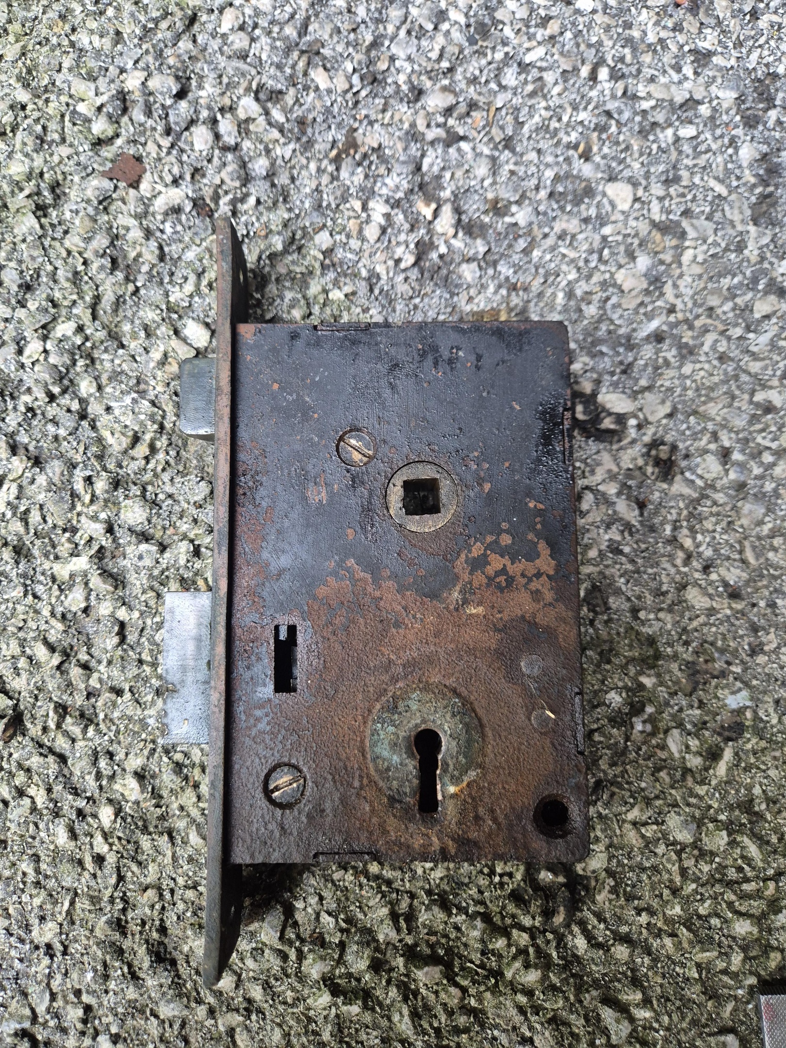 entry gained to 100 year old church lock in Leeds